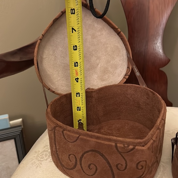 Like new Brighton suede 3-tier jewelry box in EUC, removable trays - Picture 13 of 16